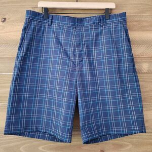 Walter Hagen blue plaid flat front golf shorts mens size 36‎